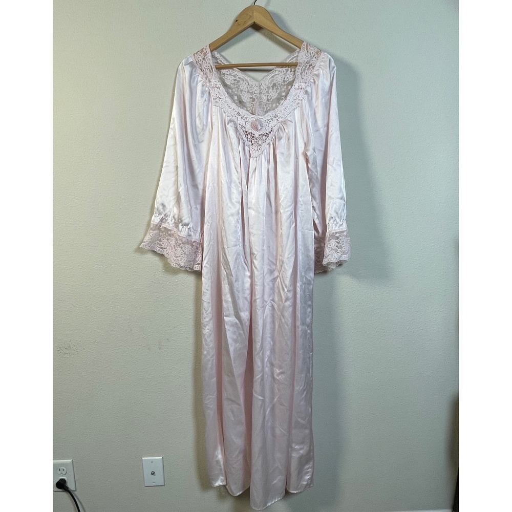 Donna Richard Vtg Satin Nightgown Women OS Pink Lace Trim Rosette Gown